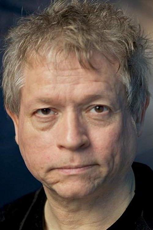 Louis Selwyn as Hunter Green