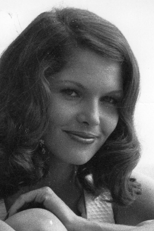 Lois Chiles as Jordan Baker