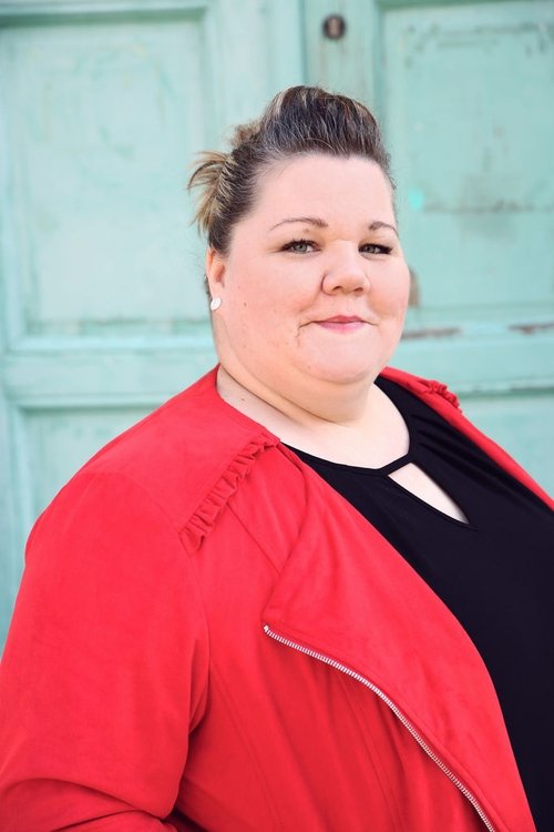 Manuela Wisbeck as Mitarbeiterin