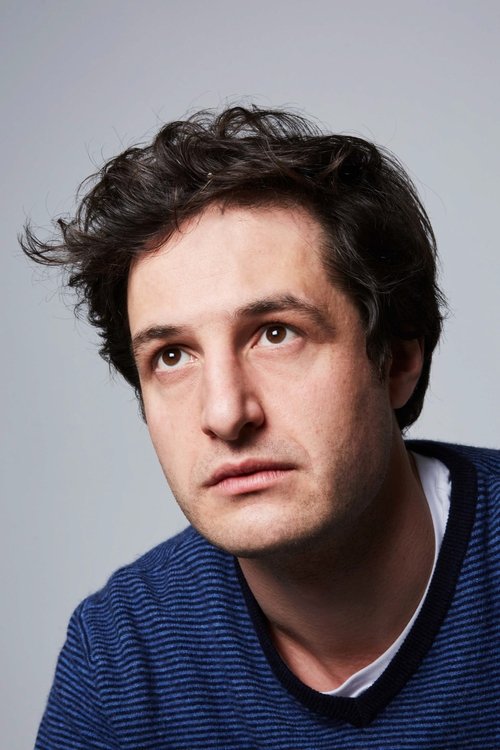 Alberto Paradossi as Cesare Capecchi