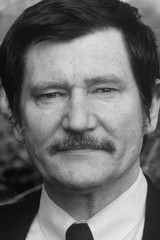 Maurice Barrier as Jean-Édouard Vialhe