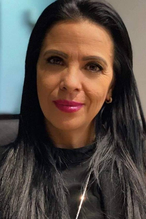 María Mercedes Anaya as Silvia