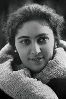 Kira Andronikashvili as Ali's Mother