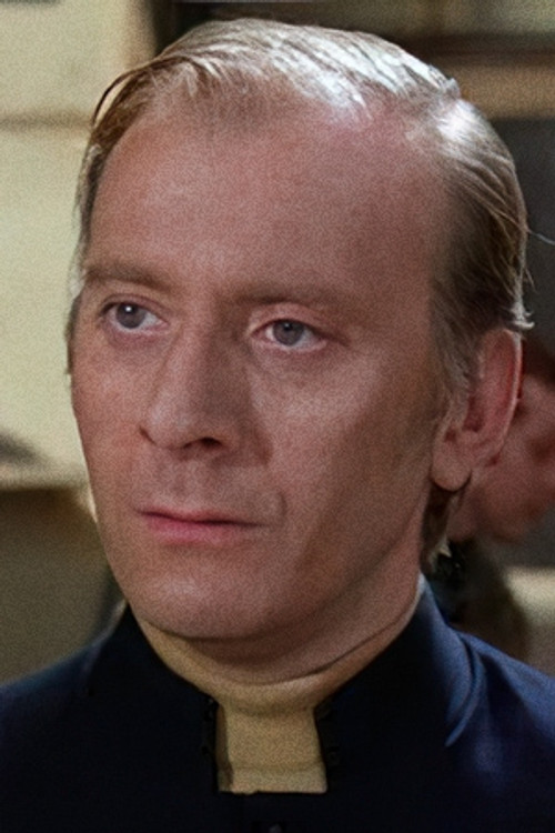 Noel Davis as Robbie