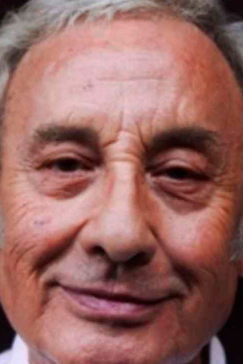 Antonio Medina as Platone