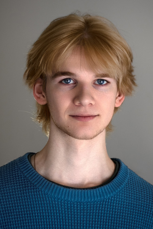 Dexter Farren Haag as Newt