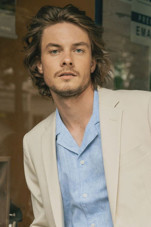 Julian Waldner as Policeman