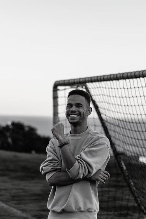 Benjamin Serekonyane as Luke