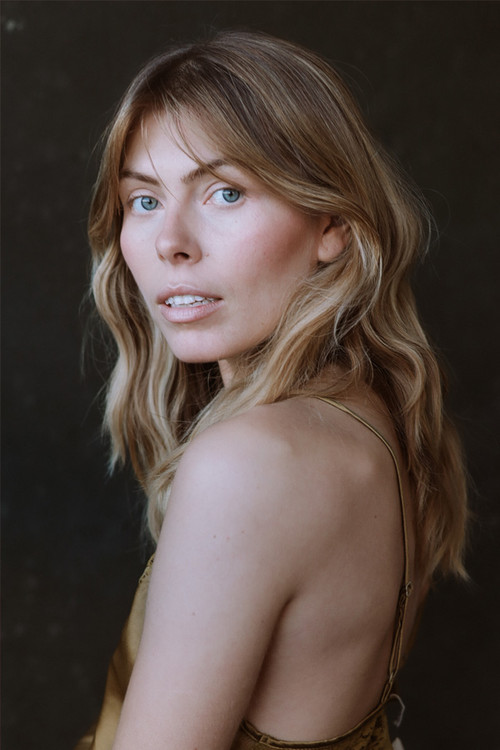 Jaclyn Vogl as Tanya
