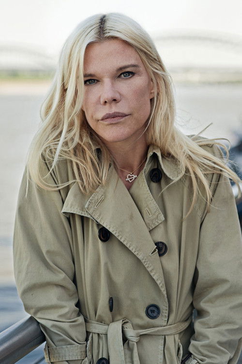 Gesche Tebbenhoff as Doro Thaling / Friedrich's Lover