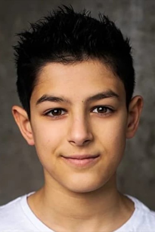 Bodhi Sabongui as Amon Tomaz