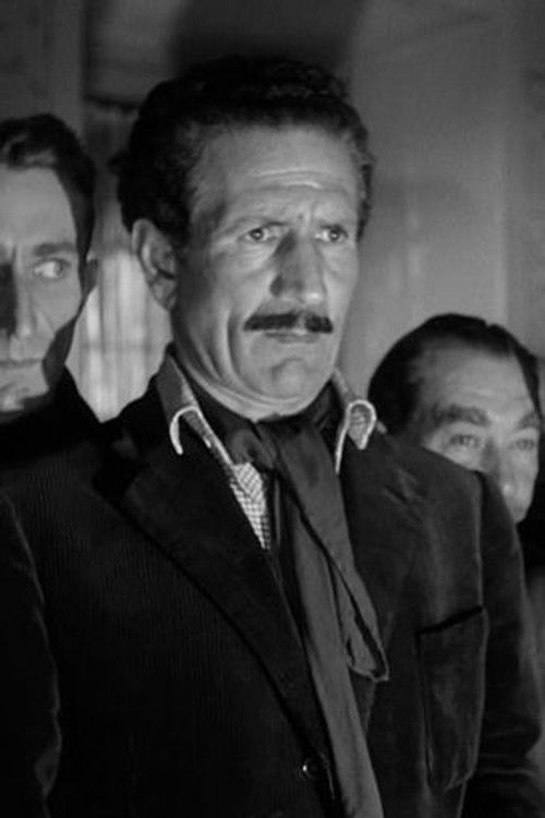 Giovanni Onorato as il Lungo