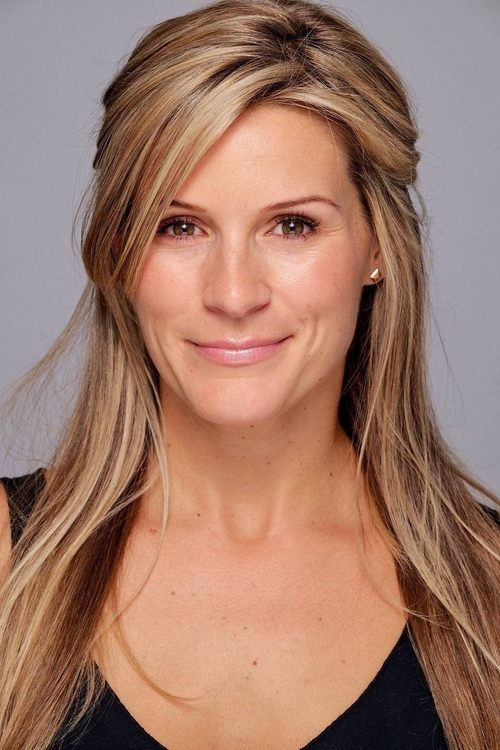 Monika Casey as Housewife