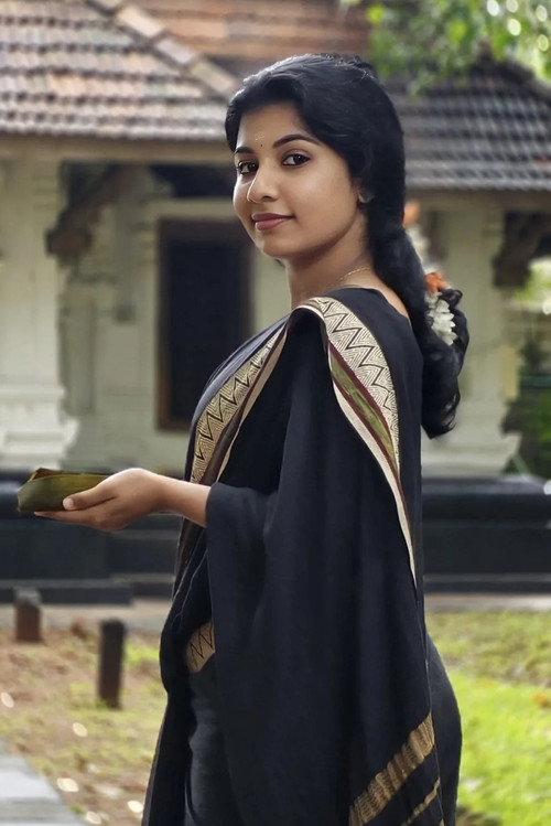 Neha Unnikrishnan as Nimmy