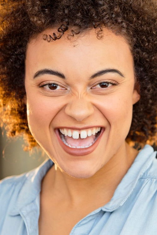 Gemma Pilar Alfaro as Willow