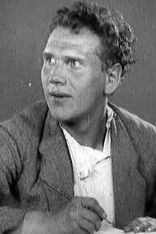 Sergei Ponachevny as Semyon Arsentevich Barinev (otets Fedora)