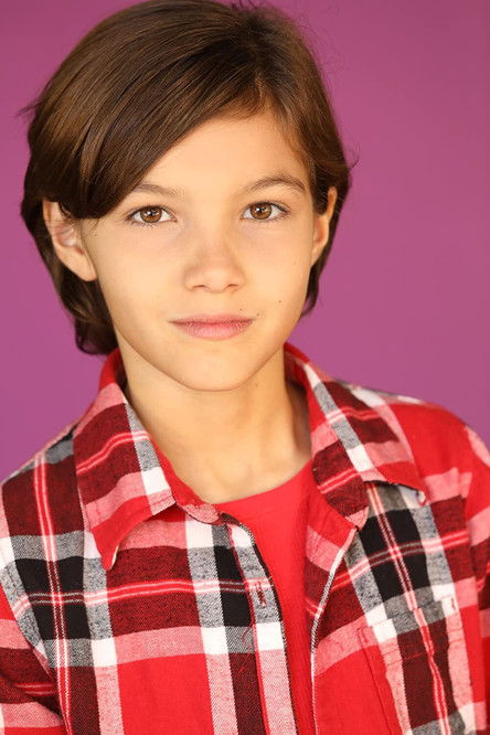 Trevor Dolden as Tommy Lawson