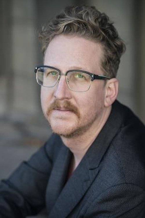 Uke Bosse as Reporter