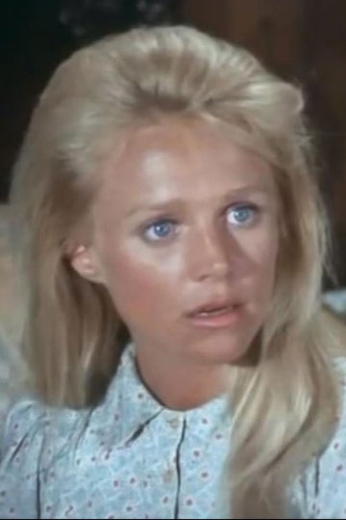 Melissa Murphy as Madge Buchanan