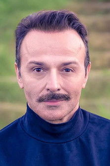 Giorgos Iliopoulos as Τζώρτζης