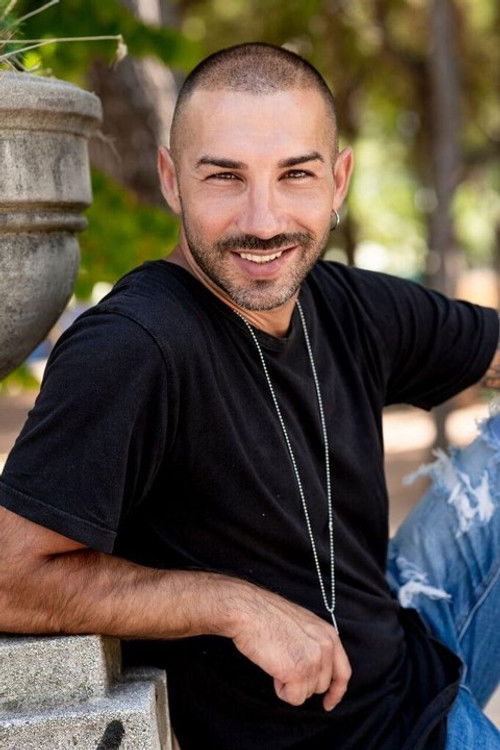 Claudio Di Giorgio as Bagnino