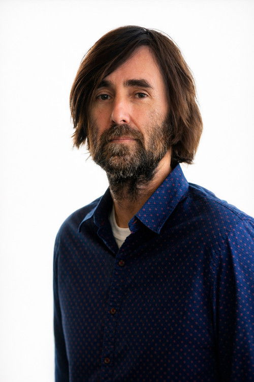 Jorge Bolado as Bicycle man