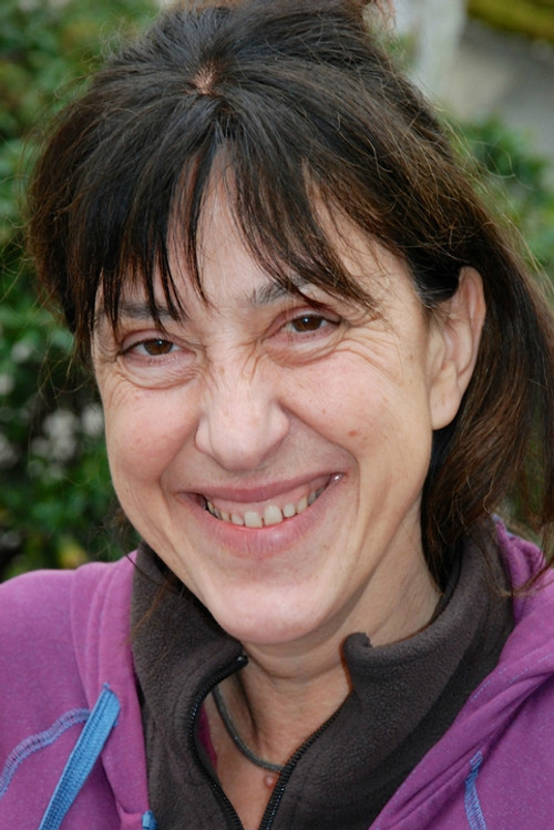 Céline Caussimon as L'infirmière