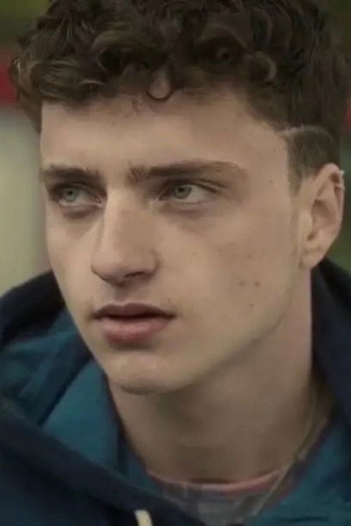 Jacob Avery as Peter