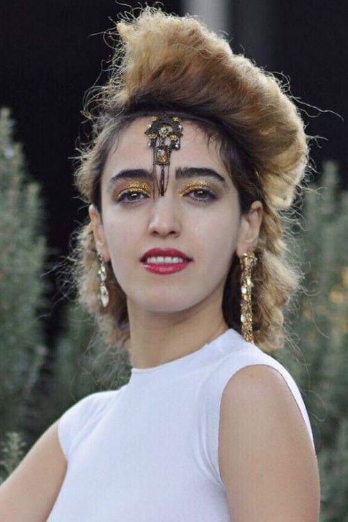 Faezeh Alavi as Runaway Girl