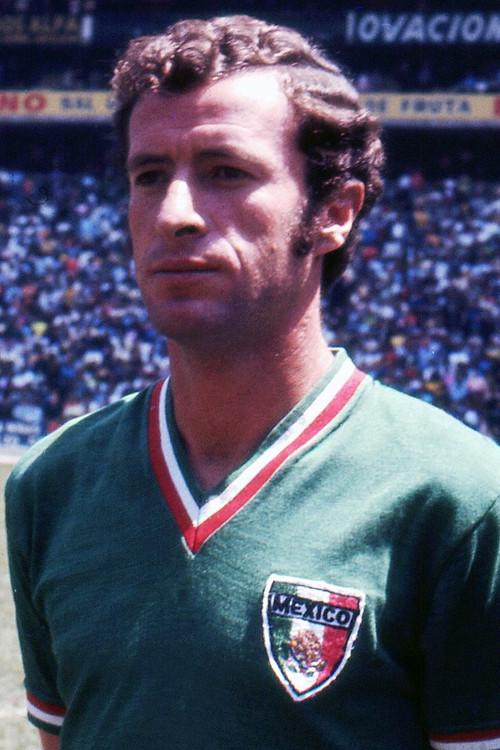 Aarón Padilla as Himself