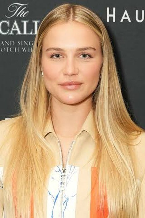 Ida Lundgren as Emily