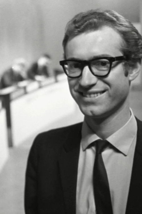 Bamber Gascoigne as 