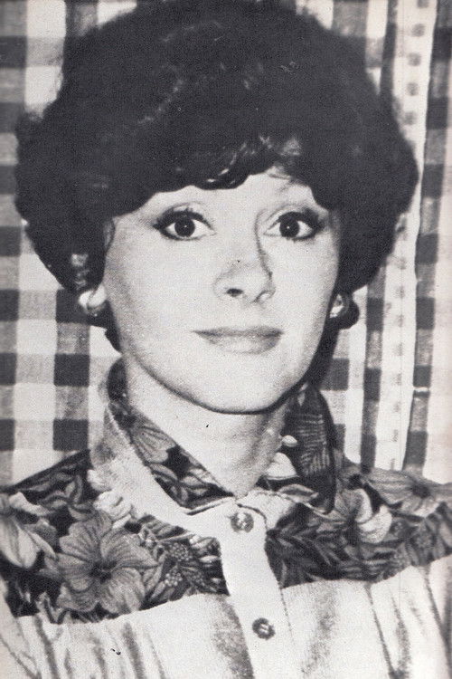 Melania Cârje as 