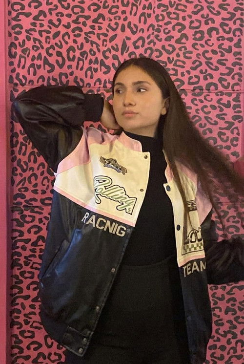 Sümeyye Bayraktar as