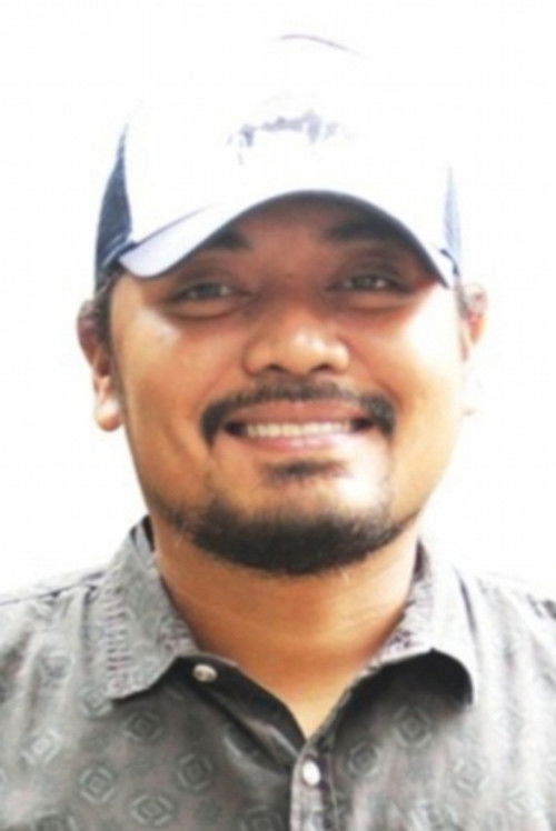 Dan Villegas as Crowd Talent