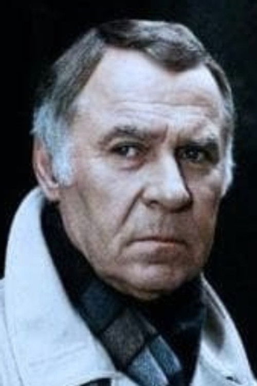 Michael Janisch as Konzew