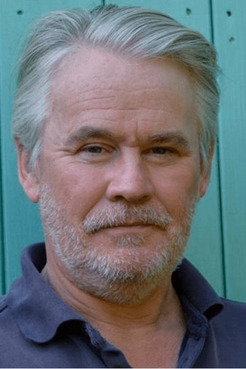 Tony Boncza as Roman Citizen/Roman Soldier/Volscian Senator