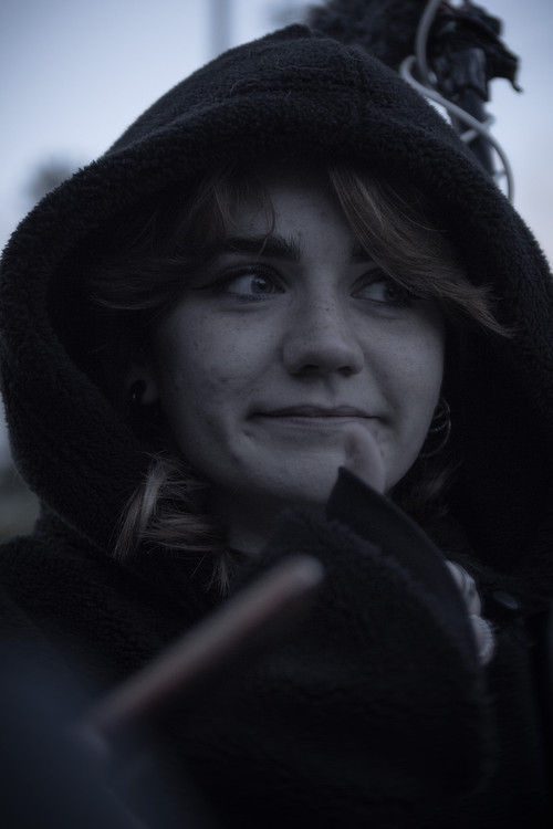 Adélaïde Broie-Georget as Manon