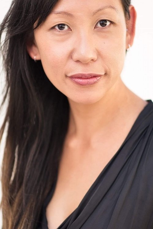 Hsiao-Ling Tang as Lily at 26 years