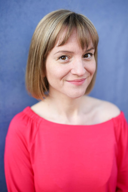 Ruth Hamm as Isabell