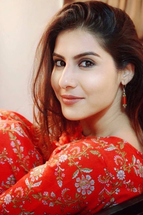 Sheetal Thakur as Simi