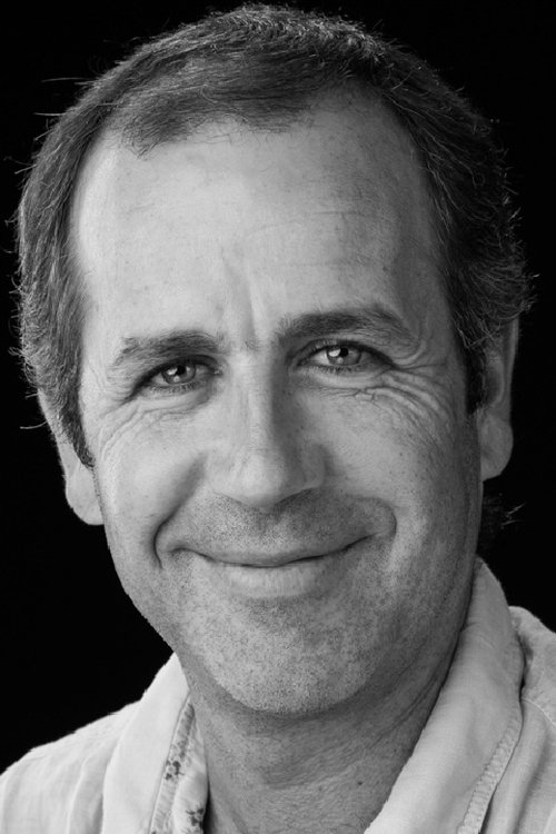 Gonçalo Galvão Teles as Pide Agent