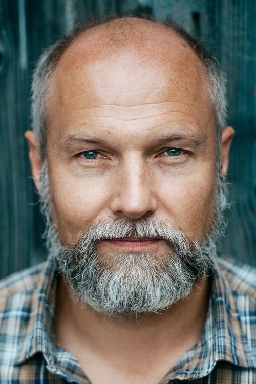 Simon Werner as Stefan