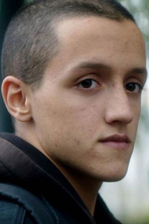 Azzedine Bouabba as Azzedine