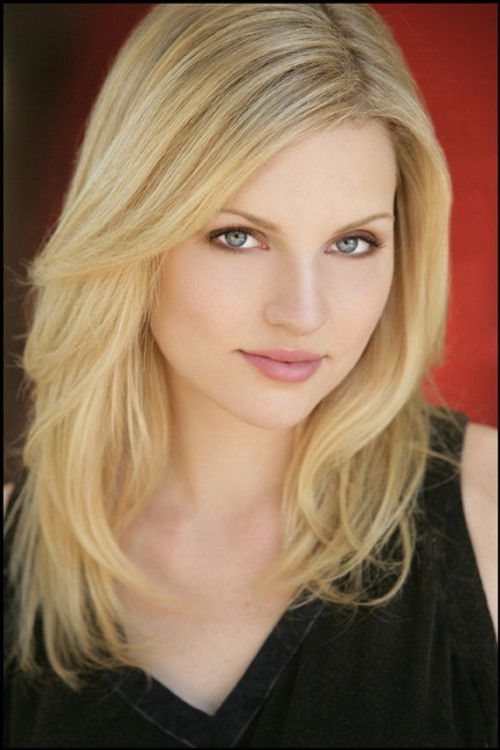 Lauren Fray as Maddi