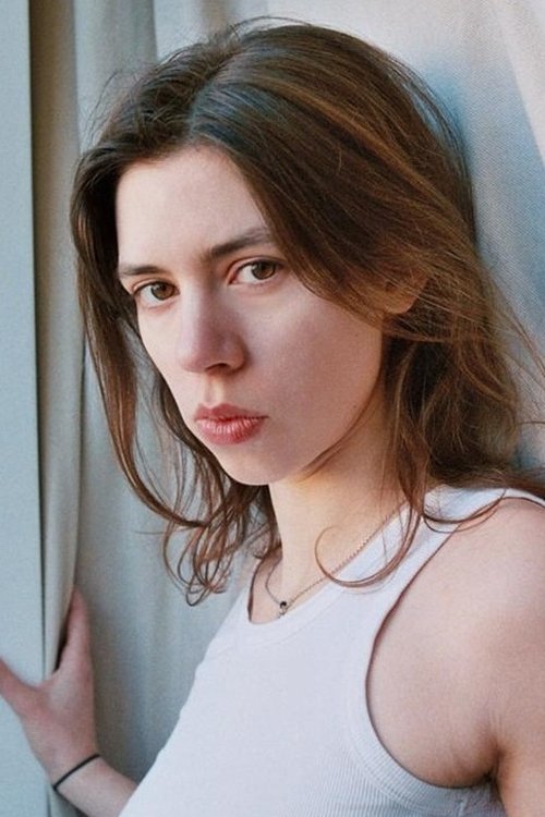 Pauline Acquart as Marie