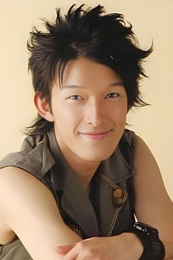 Yosuke Ito as Kaname Makimura