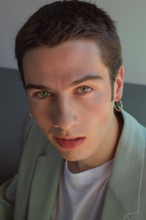 Simone Fumagalli as Vieri