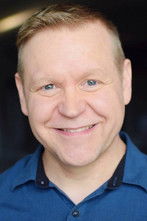 Dan Desmarais as Gary