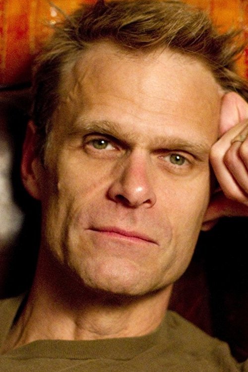 Robert Sedgwick as Lee (segment ‘Lot 249’)